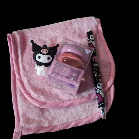 The Creme Shop Other - 💜The Creme Kuromi Lipgloss with Pen and Kuromi Figure💜